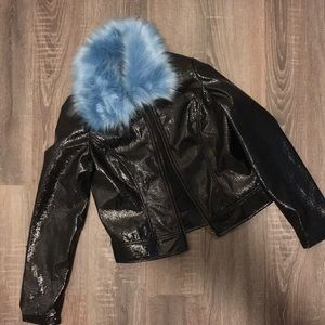 FAUX FUR COLLAR COAT